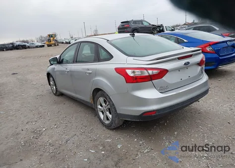 2012 Ford Focus Se z USA, uszkodzony, nr VIN 1FAHP3F26CL214864